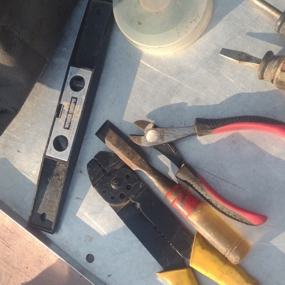 McGuire-Nicholas Tool Bag with Tools - Picture 3 of 4